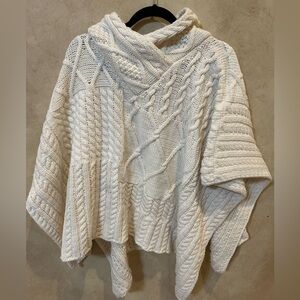 Cozy Cable Knit Hooded Sweater poncho New England cozy one size warm